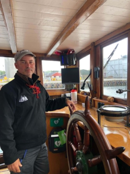 Jan Simmen,Captain